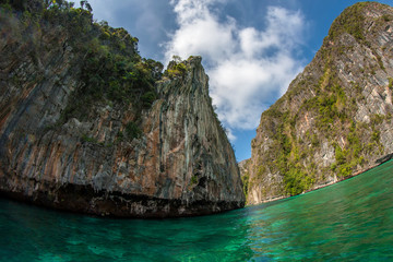 Obraz premium island in the sea