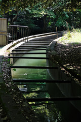 真夏の京都　南禅寺の水路閣を流れる琵琶湖疎水の風景