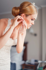 Fototapeta premium Model bride posing in a hotel