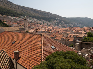 Vista de Dubrovnik desde las murallas de la ciudad