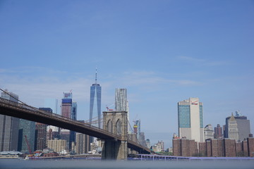 Fototapeta na wymiar Brooklyn Bridge Skyline