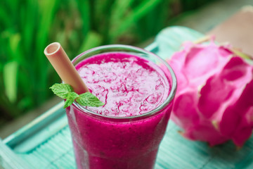 Dragon fruit smoothie in glass