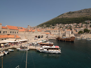 Fototapeta na wymiar Puerto de Dubrovnik, en Croacia