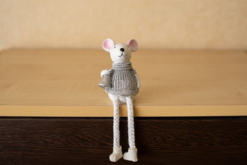 mouse on a wooden table