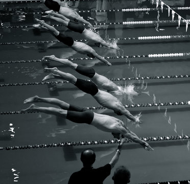 Gara di nuoto