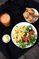 Scrambled eggs with bread and vegetables - obrazy, fototapety, plakaty