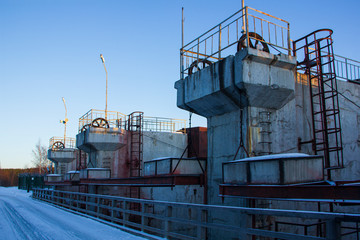 Dam along the road to the Voitsky Padun waterfall on the Lower Vyg River.
