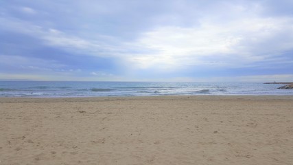 Fototapeta na wymiar empty beach
