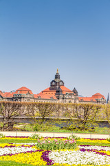 Sächsische Staatskanzlei im Frühling in der sächsischen Landeshauptstadt Dresden