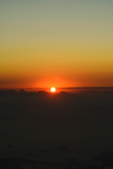 Nascer do Sol visto da pedra da Macela