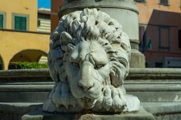 Naklejka premium Statue of a lion in Tuscany, Empoli, Italy