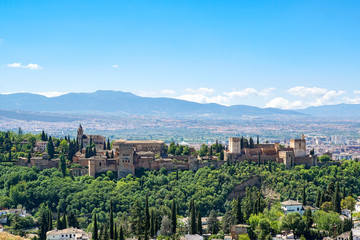 Fototapeta na wymiar Panoramic view of Alhambra palace from Albaicin of Granada, Spain.