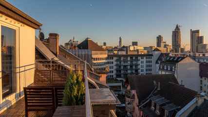 Frankfurt Skyline Balkon D&auml;cher Rooftop 