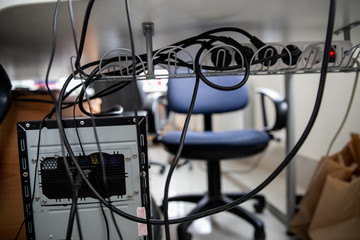 wires connected to a personal computer, the problem of loose wires in the workplace