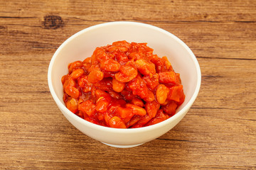 Baked kidney with tomato and pepper
