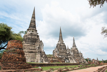 Fototapeta premium Wat Phra Si Sanphet Is the former royal temple of the ancient palace Located at Tambon Pratu Chai Phra Nakhon Si Ayutthaya District Phra Nakhon Si Ayutthaya Province, Thailand