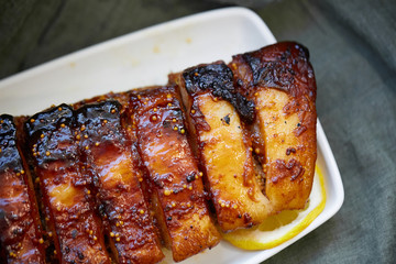 veal ribs with a crust