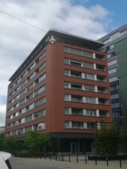 Fototapeta premium modern office building