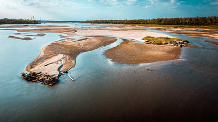 Wisła i jej wyspy z powodu suszy © Patryk