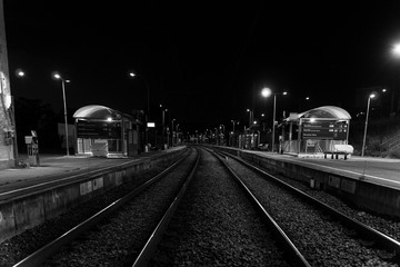 Photographie de la gare éditer en noir et blanc