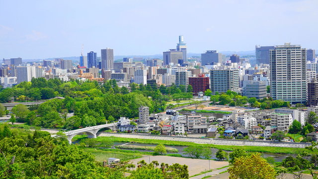 仙台城址(青葉城)から見渡す仙台市街　195