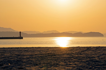 Fototapeta premium 和歌山市 加太海岸の夕日