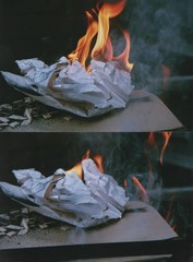 burning papers - obrazy, fototapety, plakaty