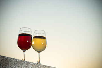 夕日とワイングラス