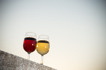 夕日とワイングラス