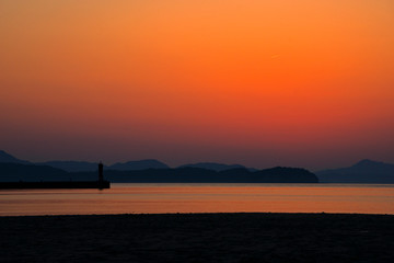 Fototapeta premium 和歌山市 加太海岸の夕日