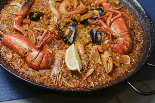 Paella seafood and lobster spanish tradicional food