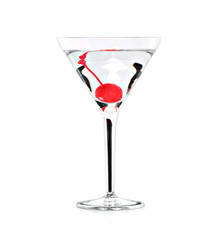Cocktail con ciliegina, isolato su sfondo bianco