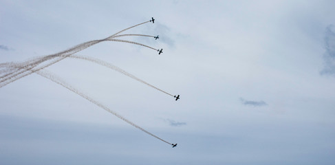 airplanes flying in the sky