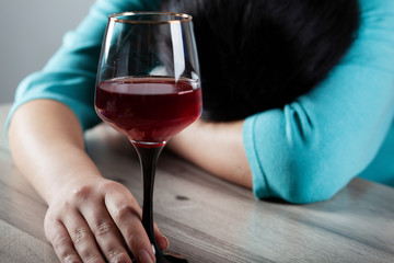 woman hand glass of wine