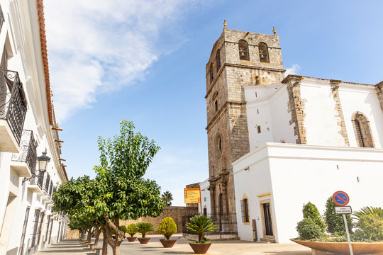 Parish church of Santa Maria del Castillo in Oliven&ccedil;a (Olivenza) town, province of Badajoz, Extremadura, Portugal/Spain