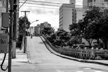 Imagens da cidade de Niterói, Rio de Janeiro, Brasil, com as ruas vazias por causa da quarentena...