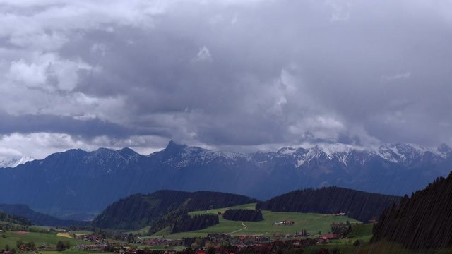 Eifern, M&ouml;nch und Jungfrau ... Schweizer Alpenkette im Zeitraffer
