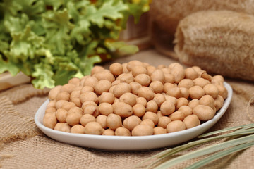 Snack chips, nuts and dried fruits