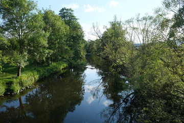 Fototapeta na wymiar Fluss; Lahn