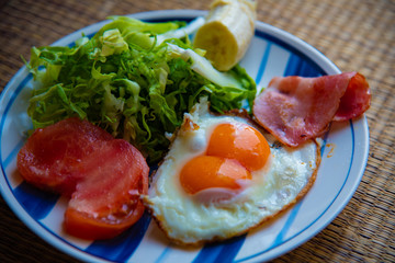 目玉焼き