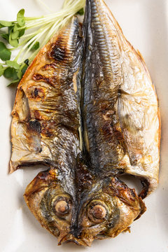 アジ開き の画像 732 件の Stock 写真 ベクターおよびビデオ Adobe Stock