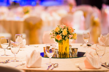 florist decor in  indoor wedding setup table