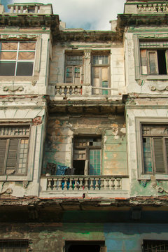 old building facade in havana cuba