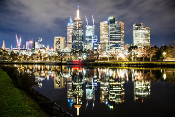 Fototapeta na wymiar Melbourne Skyline at night 