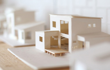 ミニチュアの縮小したマイホームの模型