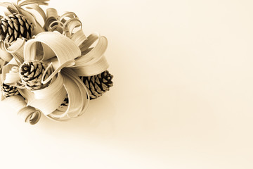 pomme pin ruban fête noël  carte ancien monochrome ombre lumière