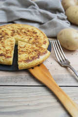 Tortilla de patata y huevo casera