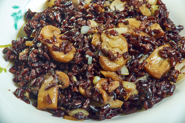 Black Rice Risotto with Mushrooms