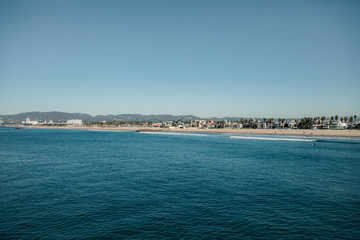 Fototapeta premium view of the sea and the city