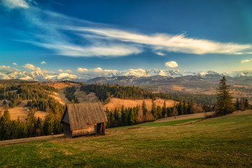Wiosenna panorama z Gliczarowa Górnego na Tatry